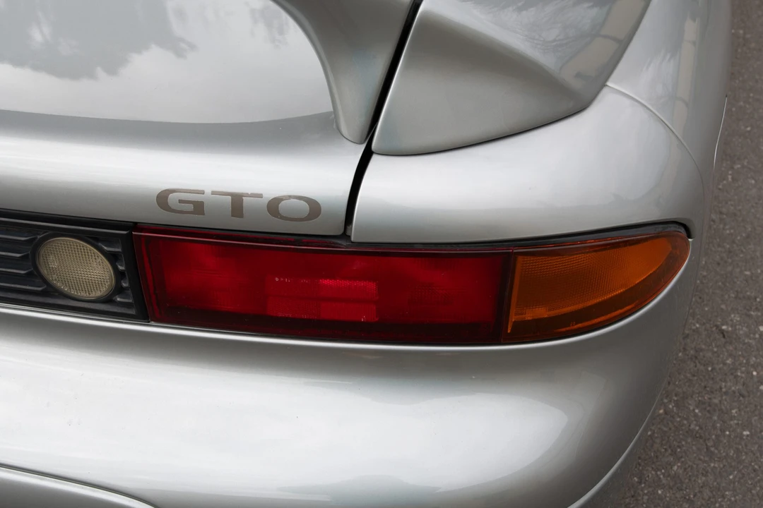 1998 Mitsubishi 3000GT Series 3 - Image 28 of 31