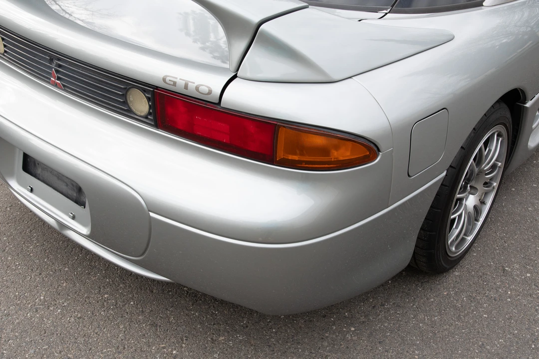1998 Mitsubishi 3000GT Series 3 - Image 23 of 31