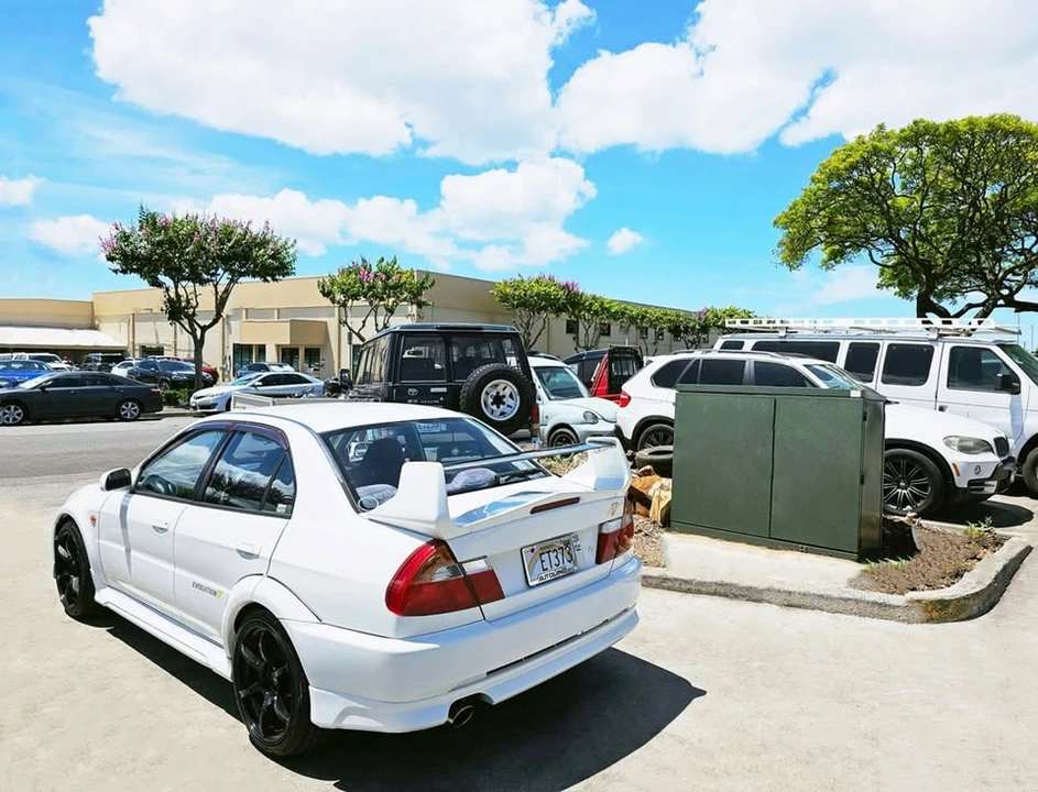1998 Mitsubishi Lancer Evolution V 6th Gen - Image 11 of 20