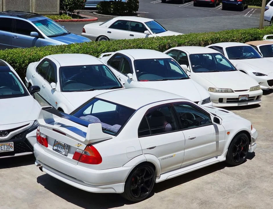 1998 Mitsubishi Lancer Evolution V 6th Gen - Image 9 of 20