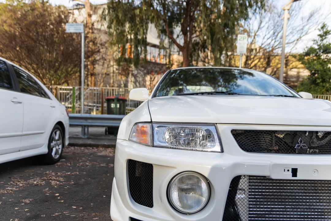 1998 Mitsubishi Lancer Evolution V 6th Gen - Image 9 of 31