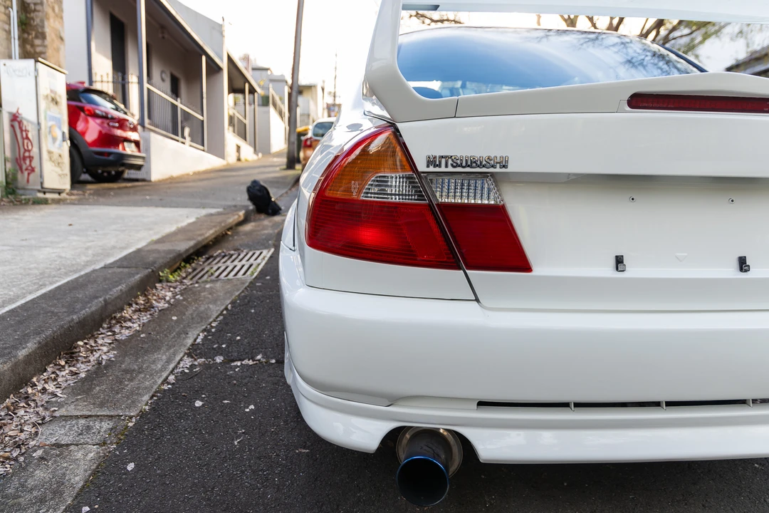 1998 Mitsubishi Lancer Evolution V 6th Gen - Image 25 of 31