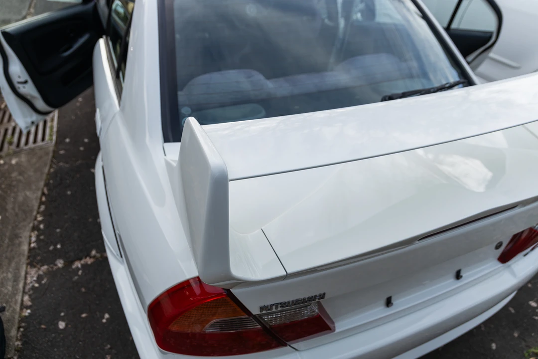 1998 Mitsubishi Lancer Evolution V 6th Gen - Image 28 of 31