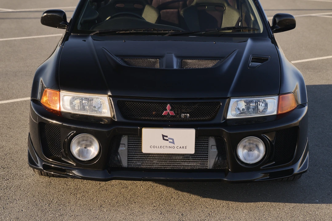 1998 Mitsubishi Lancer Evolution V 6th Gen - Image 11 of 31