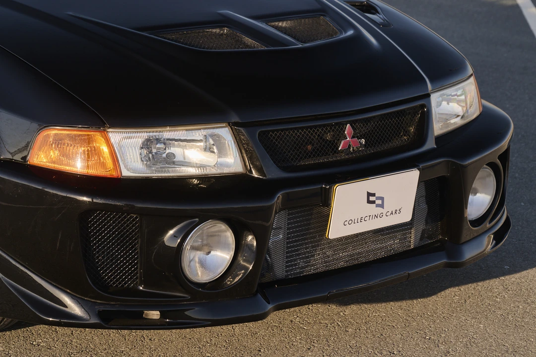 1998 Mitsubishi Lancer Evolution V 6th Gen - Image 19 of 31