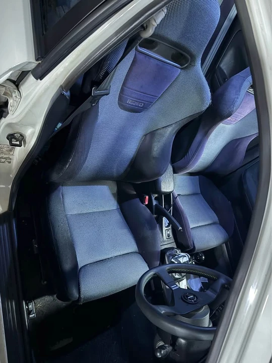 1998 Mitsubishi Lancer - Image 6 of 12