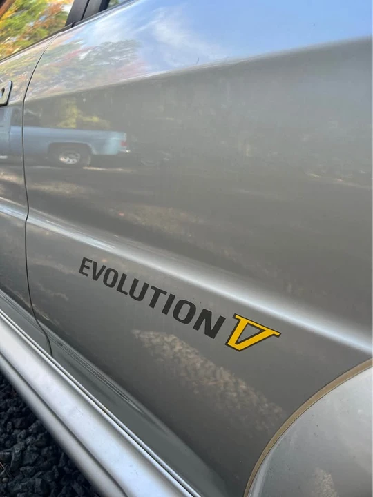 1998 Mitsubishi Lancer Evolution V 6th Gen - Image 2 of 16