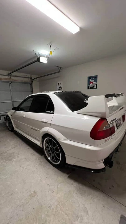 1998 Mitsubishi Lancer Evolution IV 6th Gen - Image 8 of 9