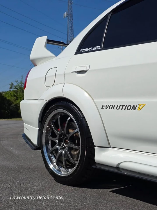 1998 Mitsubishi Lancer Evolution IV 6th Gen - Image 5 of 9