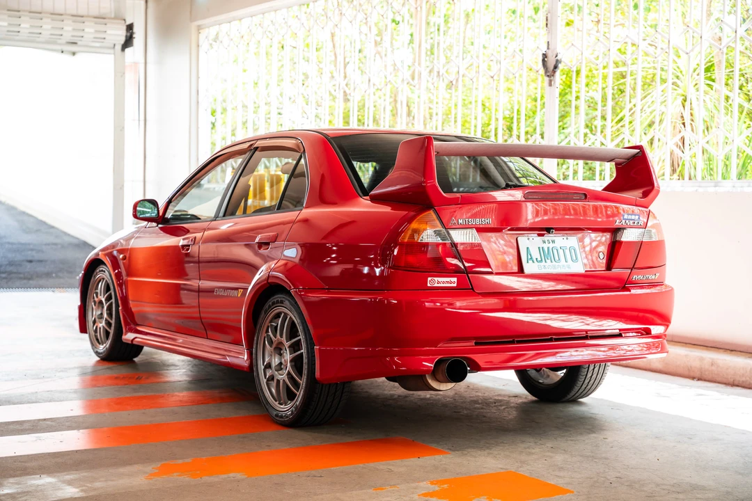 1998 Mitsubishi Lancer Evolution V 6th Gen - Image 8 of 31