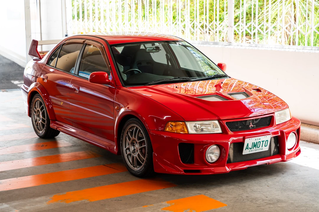 1998 Mitsubishi Lancer Evolution V 6th Gen - Image 11 of 31
