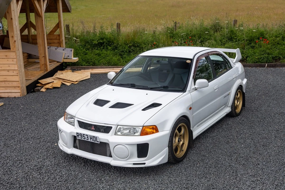 1998 Mitsubishi Lancer Evolution V 6th Gen - Image 17 of 30