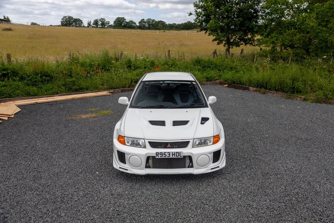 1998 Mitsubishi Lancer Evolution V 6th Gen - Image 16 of 30