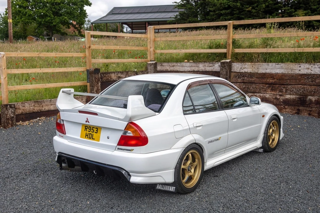 1998 Mitsubishi Lancer Evolution V 6th Gen - Image 20 of 30