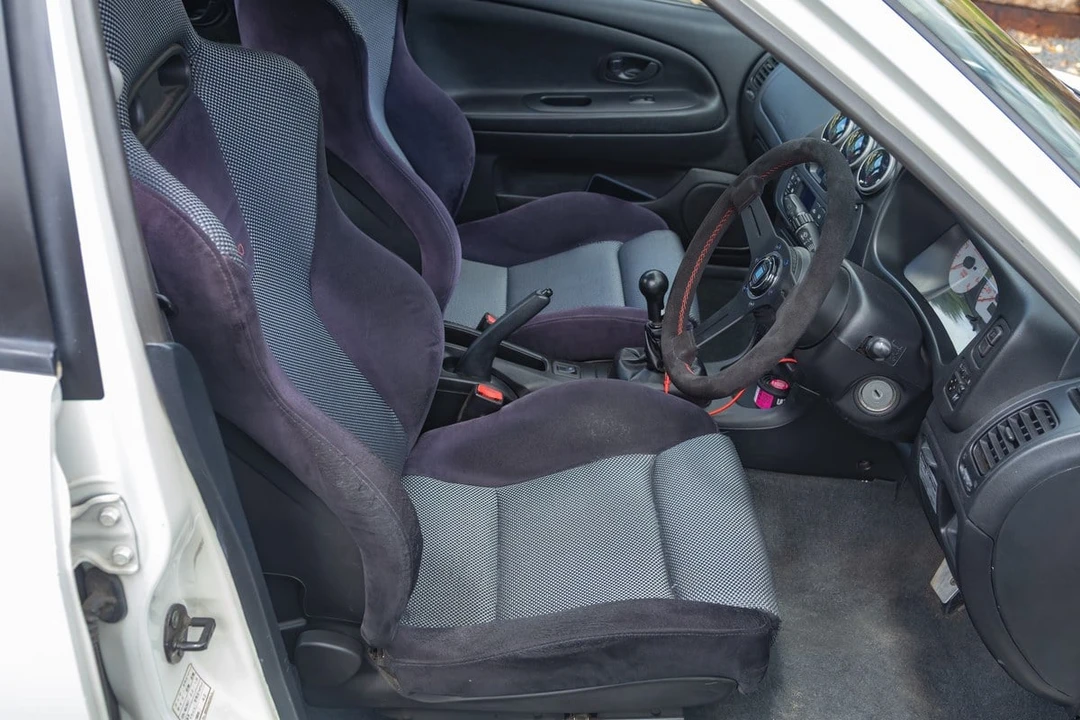 1998 Mitsubishi Lancer Evolution V 6th Gen - Image 10 of 30