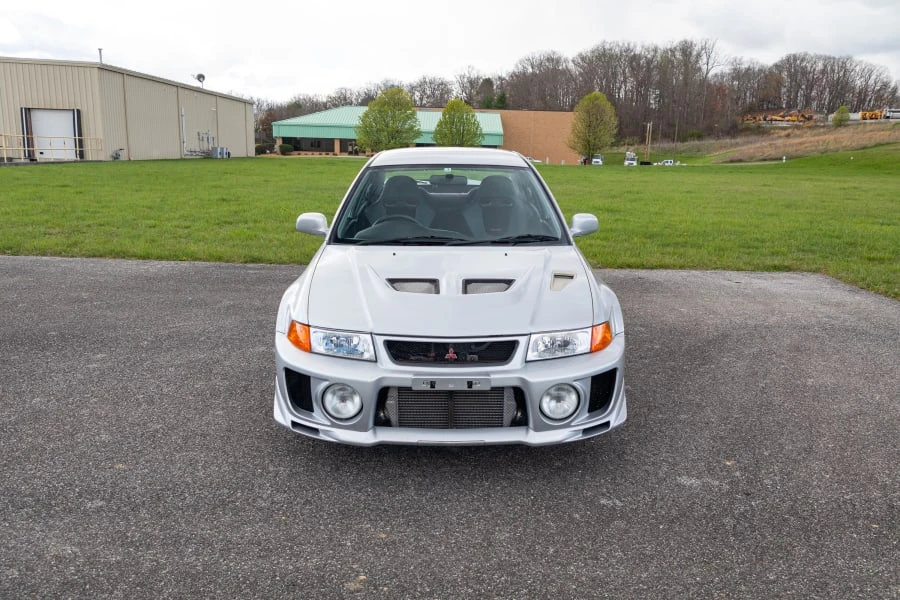1998 Mitsubishi Lancer Evolution V 6th Gen - Image 20 of 31