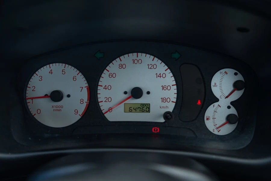 1998 Mitsubishi Lancer Evolution V 6th Gen - Image 29 of 31