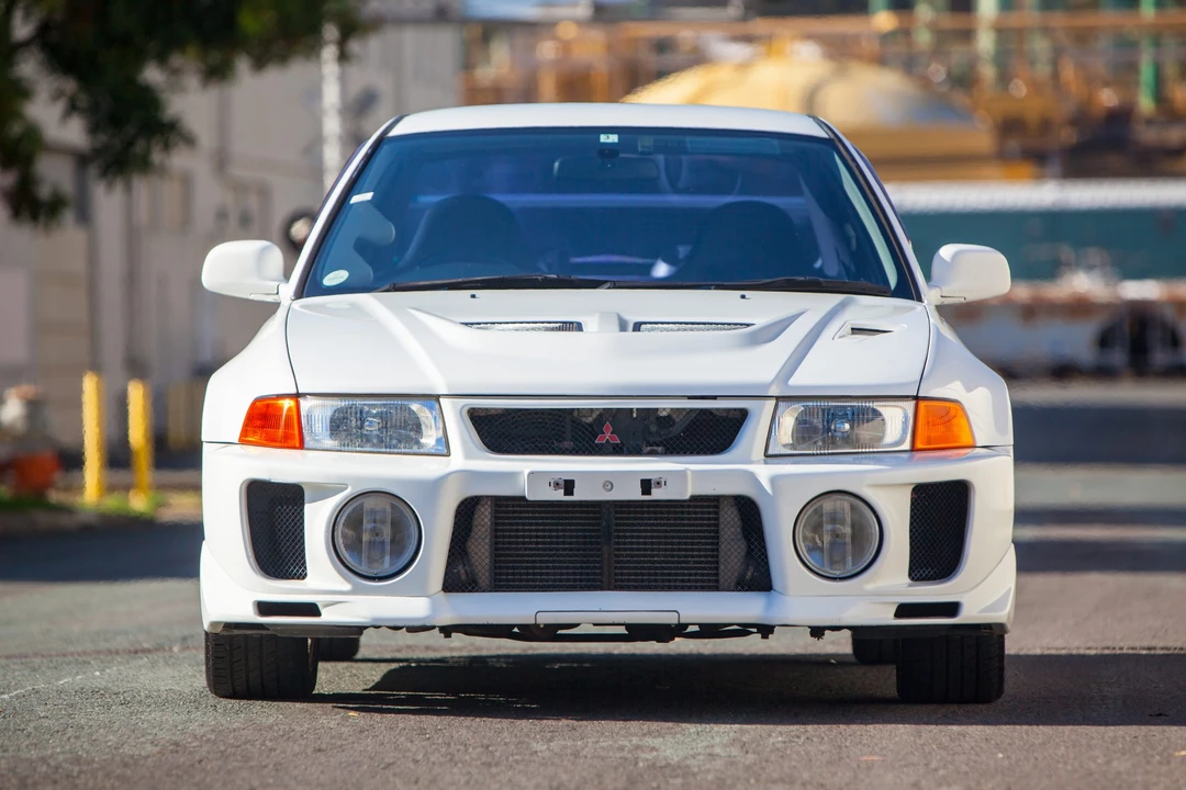 1998 Mitsubishi Lancer Evolution V 6th Gen - Image 5 of 31
