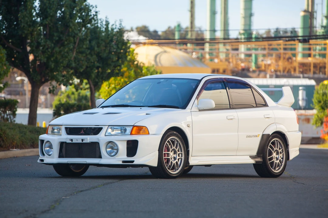 1998 Mitsubishi Lancer Evolution V 6th Gen - Image 6 of 31