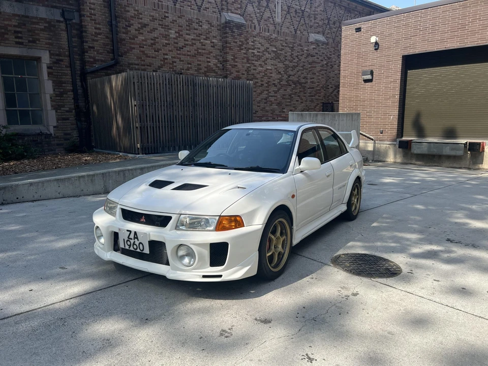 1998 Mitsubishi Lancer Evolution V 6th Gen - Image 7 of 31