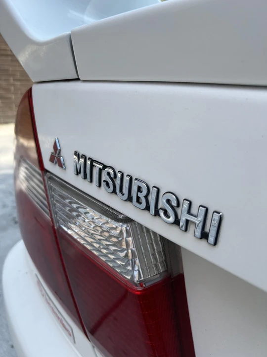 1998 Mitsubishi Lancer Evolution V 6th Gen - Image 27 of 31