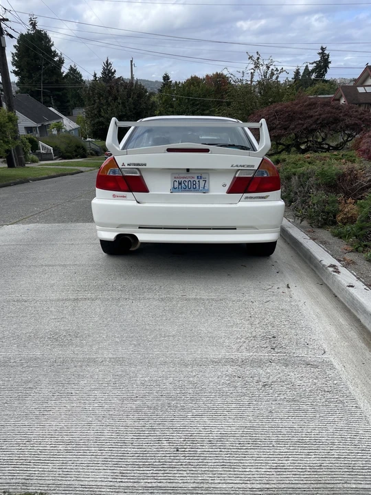 1998 Mitsubishi Lancer Evolution V 6th Gen - Image 5 of 31