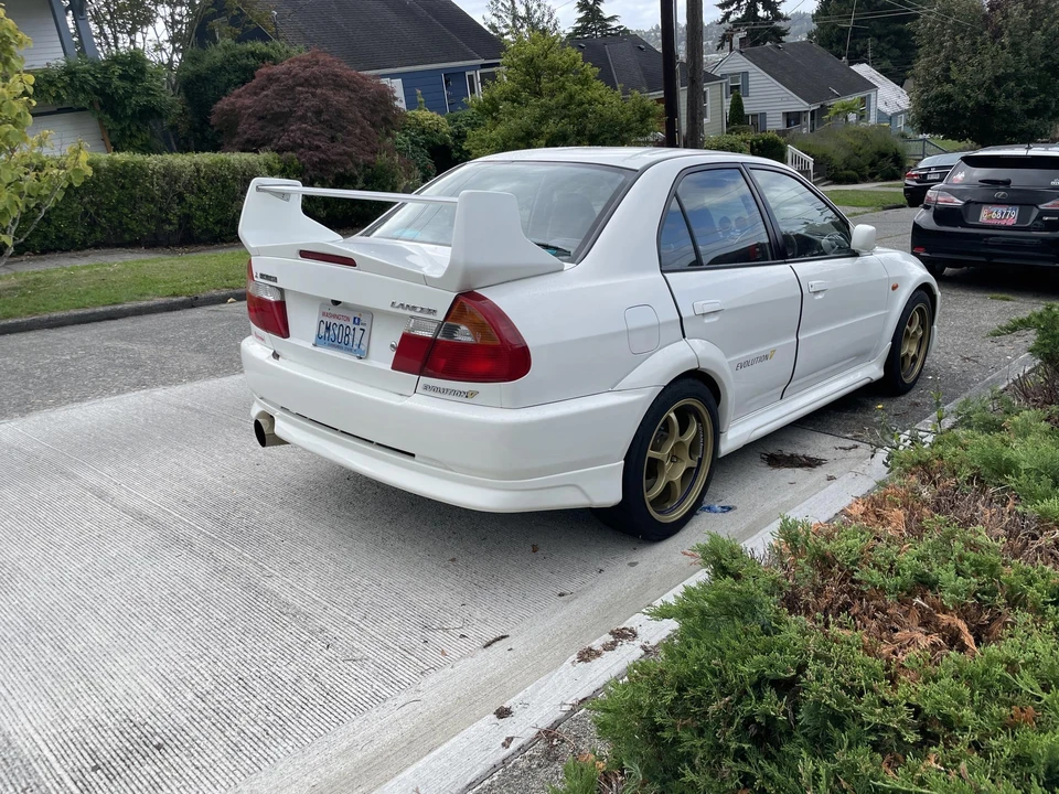 1998 Mitsubishi Lancer Evolution V 6th Gen - Image 6 of 31