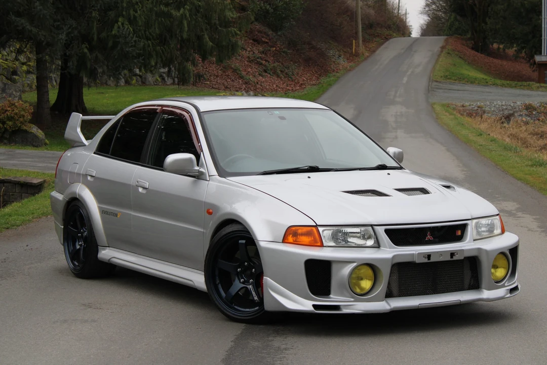 1998 Mitsubishi Lancer Evolution V 6th Gen - Image 3 of 31