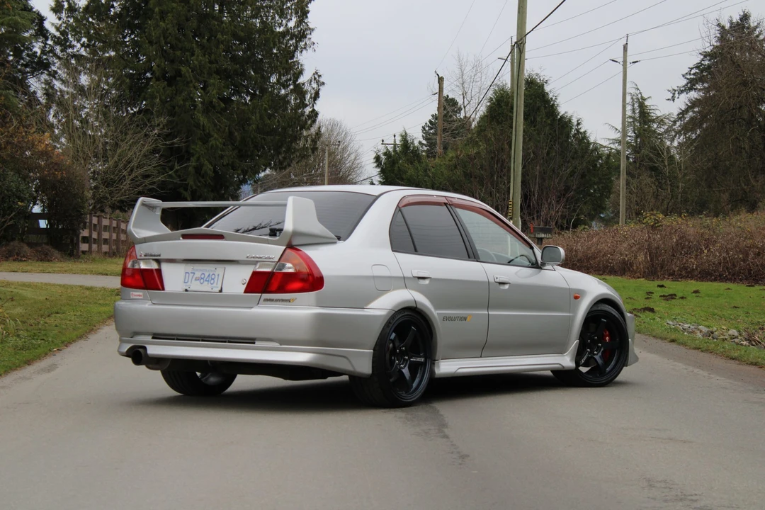1998 Mitsubishi Lancer Evolution V 6th Gen - Image 22 of 31