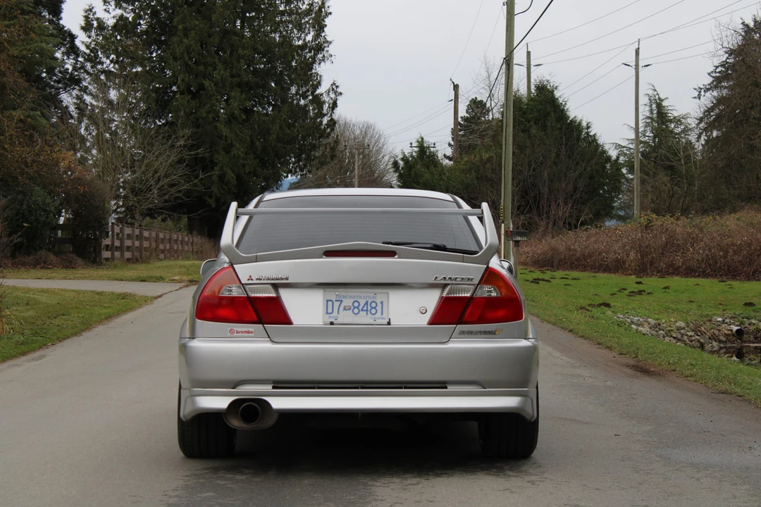 1998 Mitsubishi Lancer Evolution V 6th Gen - Image 16 of 31