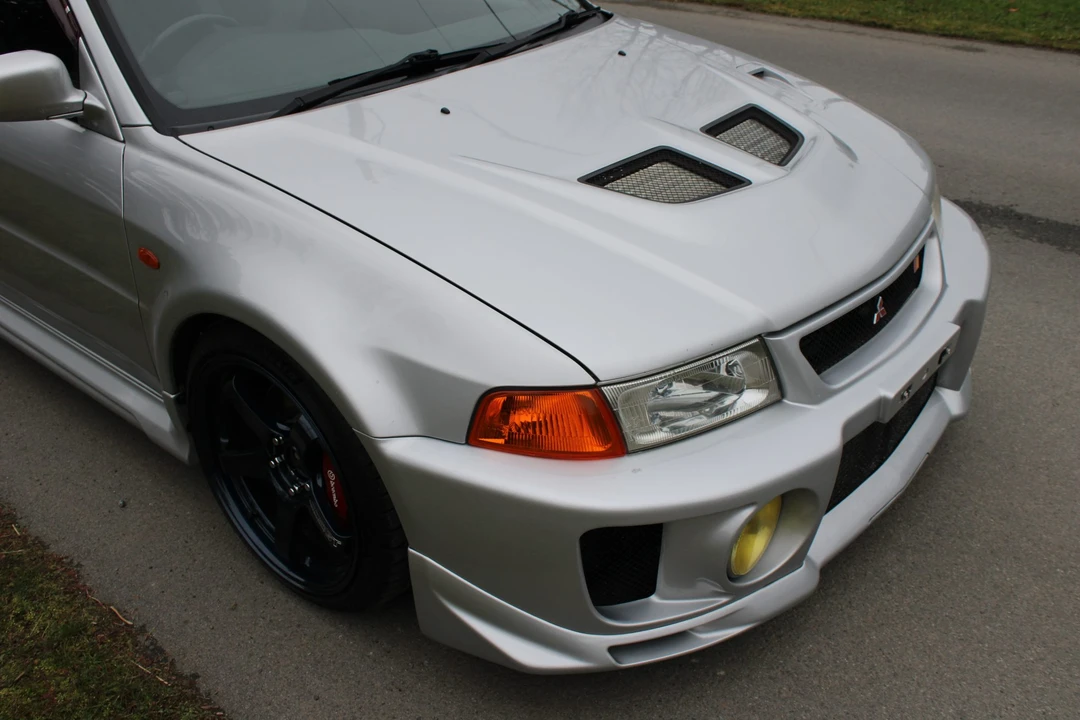 1998 Mitsubishi Lancer Evolution V 6th Gen - Image 27 of 31