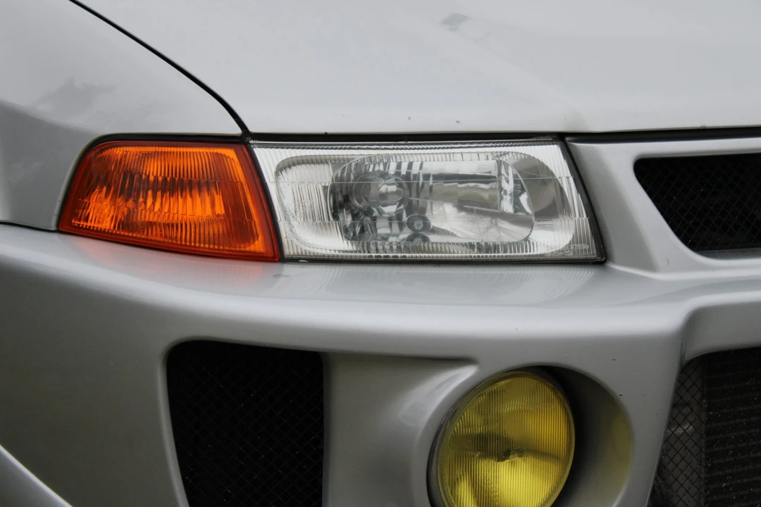 1998 Mitsubishi Lancer Evolution V 6th Gen - Image 30 of 31