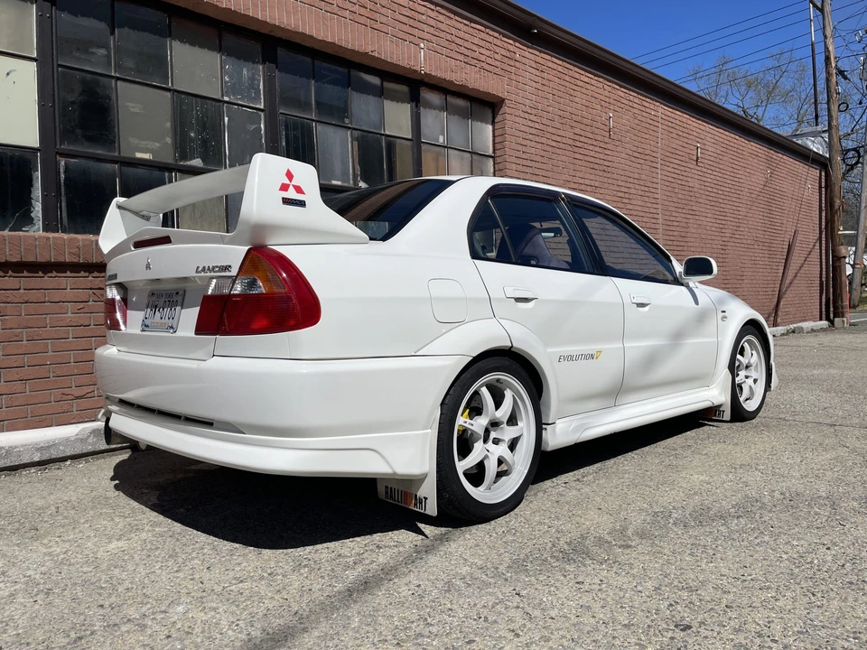 1998 Mitsubishi Lancer Evolution V 6th Gen - Image 6 of 31