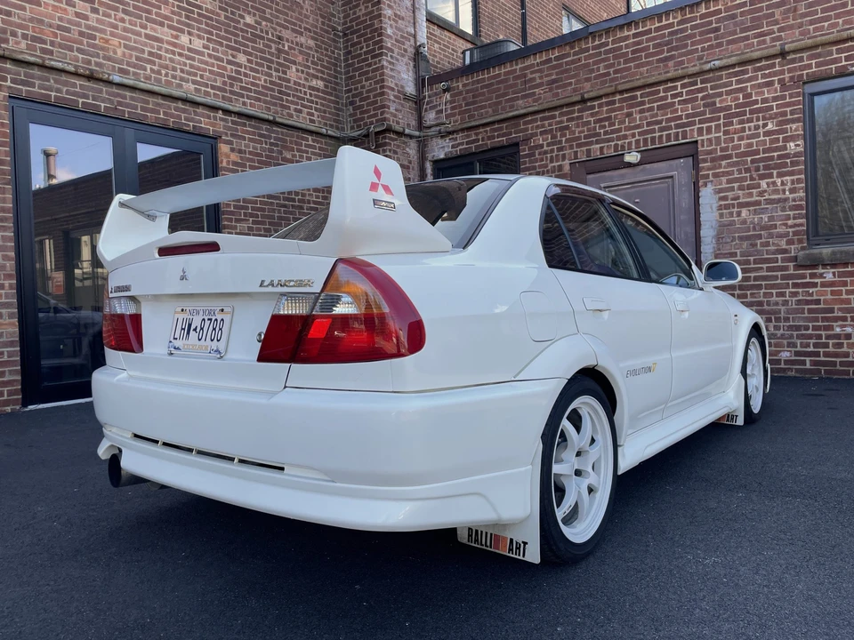 1998 Mitsubishi Lancer Evolution V 6th Gen - Image 7 of 31