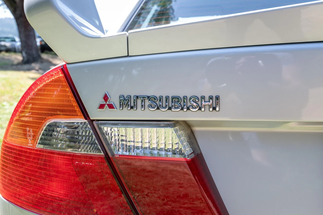 1998 Mitsubishi Lancer Evolution V 6th Gen - Image 31 of 31