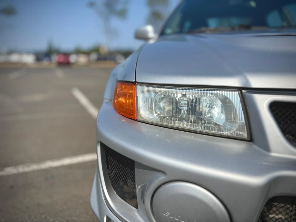 1998 Mitsubishi Lancer Evolution V 6th Gen - Image 24 of 31