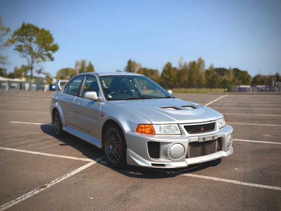 1998 Mitsubishi Lancer Evolution V 6th Gen - Image 22 of 31