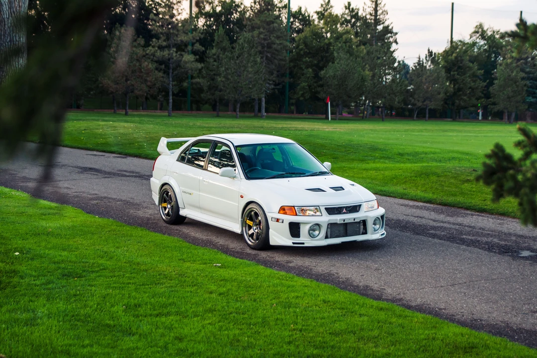 1998 Mitsubishi Lancer Evolution V 6th Gen - Image 29 of 31