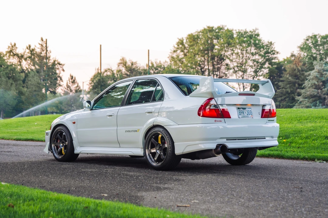 1998 Mitsubishi Lancer Evolution V 6th Gen - Image 3 of 31
