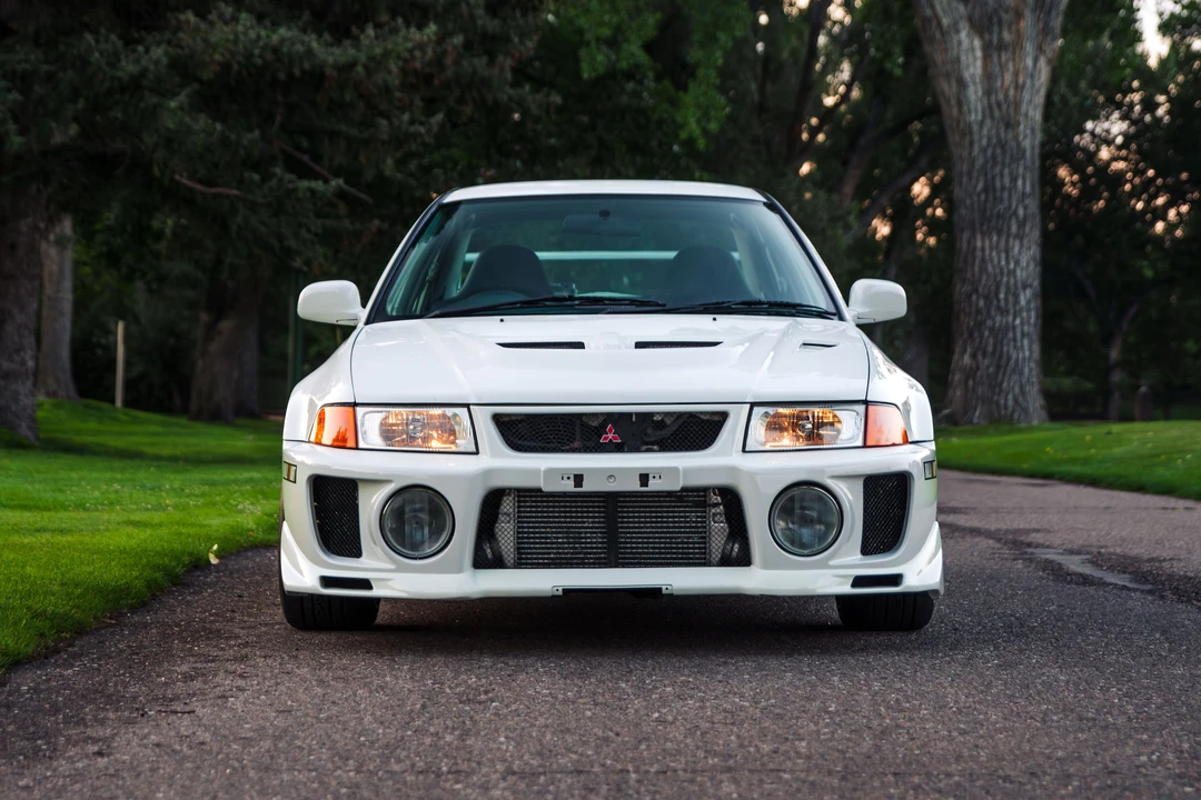 1998 Mitsubishi Lancer Evolution V 6th Gen - Image 19 of 31