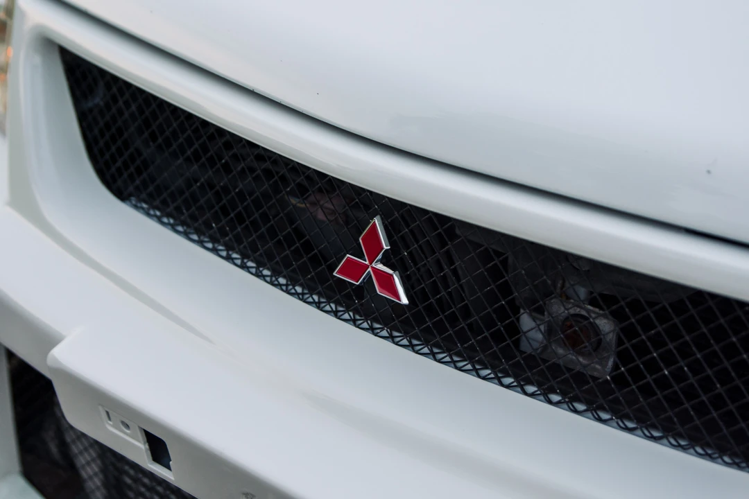 1998 Mitsubishi Lancer Evolution V 6th Gen - Image 23 of 31