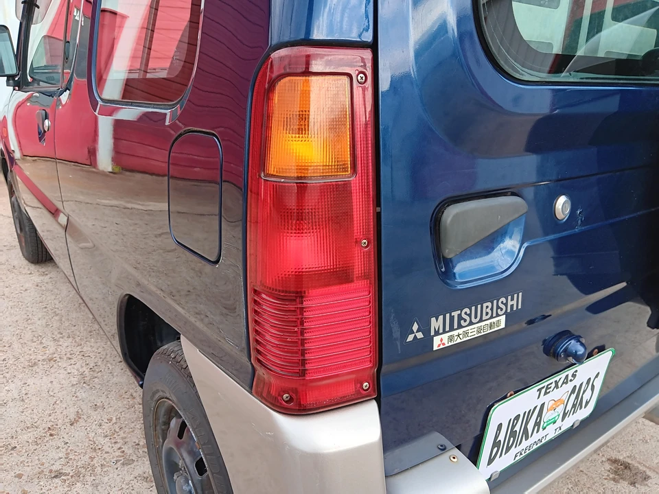 1998 Mitsubishi Toppo 2nd Gen - Image 18 of 31