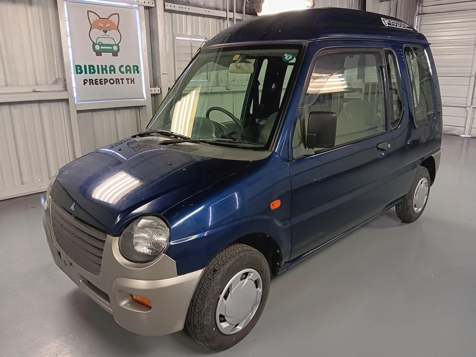1998 Mitsubishi Toppo 2nd Gen - Image 8 of 31