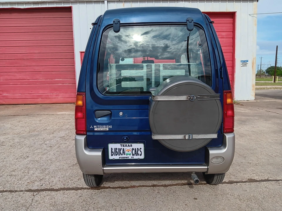 1998 Mitsubishi Toppo 2nd Gen - Image 10 of 31