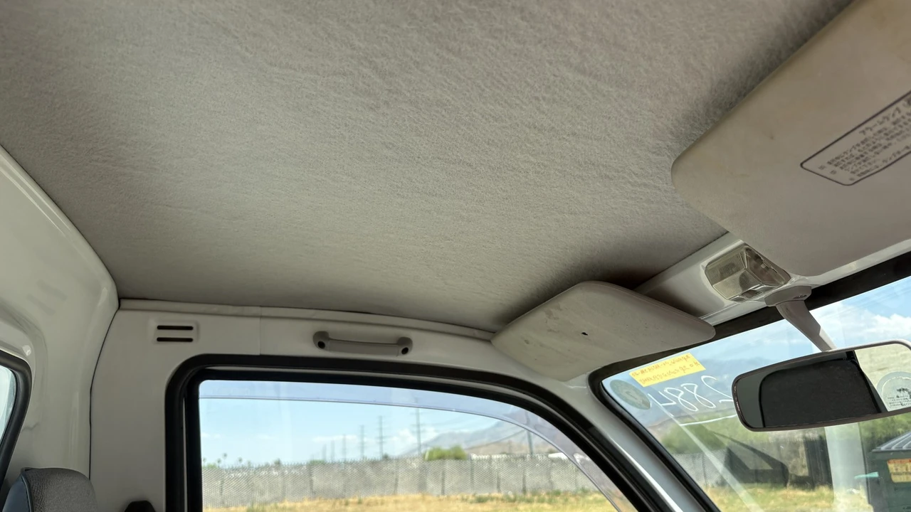 1998 Mitsubishi Minicab 5th Gen - Image 12 of 31