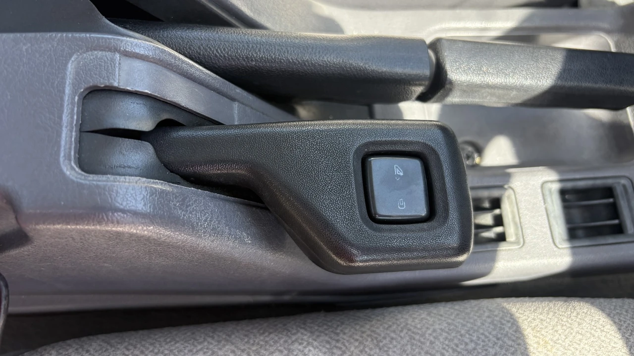 1998 Mitsubishi Minicab 5th Gen - Image 17 of 31
