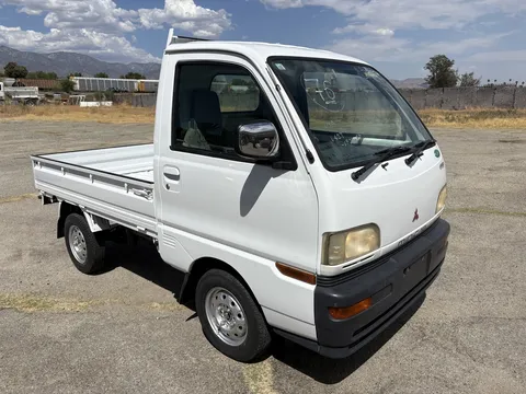 1998 Mitsubishi Minicab Mighty 5MT 4WD
