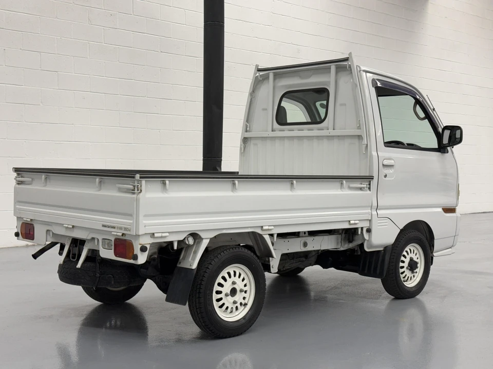 1998 Mitsubishi Minicab 5th Gen - Image 11 of 31