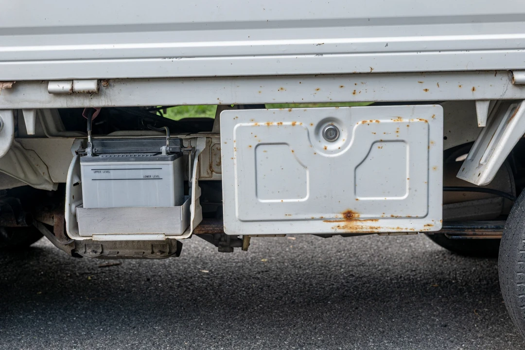 1998 Mitsubishi Minicab 5th Gen - Image 16 of 31