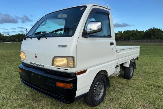 1998 Mitsubishi Minicab VX Special Edition